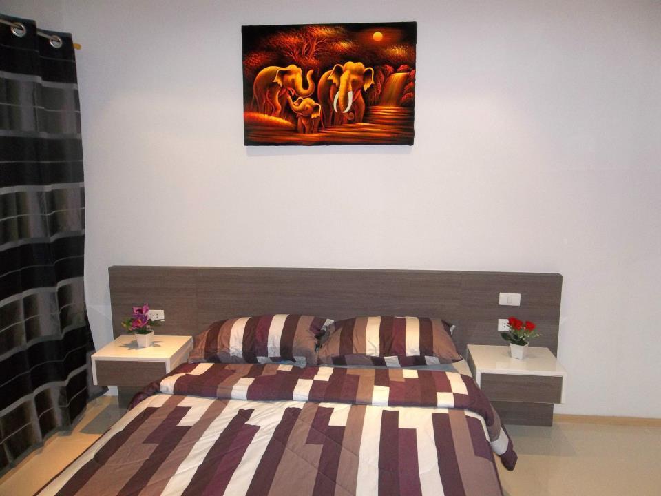 The Gallery Apartment