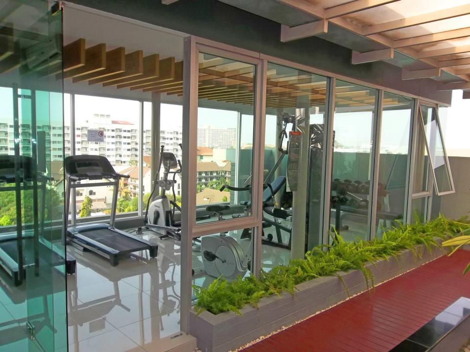 The Gallery Apartment *